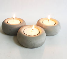 Load image into Gallery viewer, Set of 3 Round Concrete Tea Light Holder