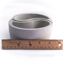 Load image into Gallery viewer, Yin Yang Concrete Planter, Concrete Planter