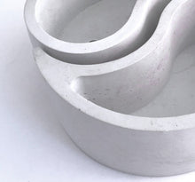 Load image into Gallery viewer, Yin Yang Concrete Planter, Concrete Planter