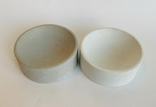 Load image into Gallery viewer, Concrete Smudge Bowl