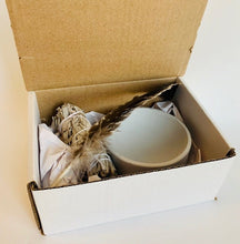 Load image into Gallery viewer, Concrete Smudge Bowl