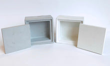 Load image into Gallery viewer, Concrete Box with Concrete or Cherry Wood Lid